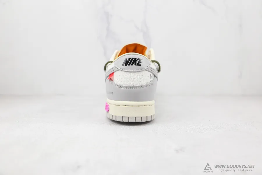 Off-White X Nike Dunk Low Lot 22 