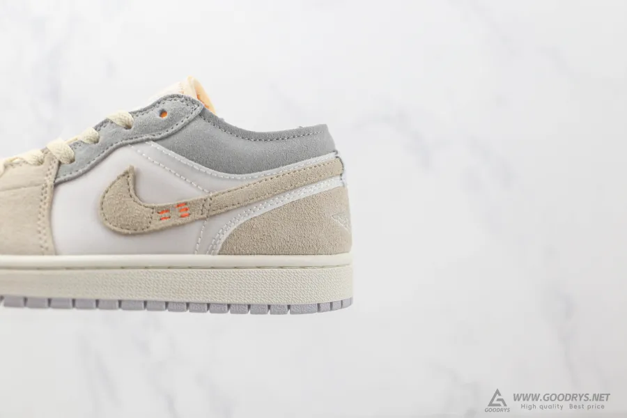 Air Jordan 1 Low Se Craft Inside Out 