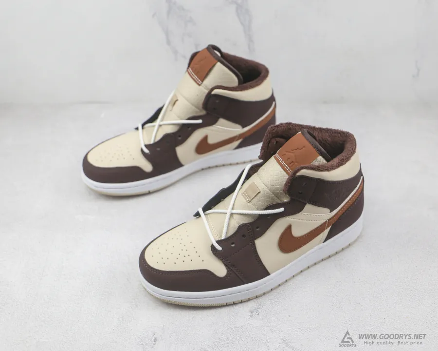 Wmns Air Jordan 1 Mid Se Cream Dark Chocolate 