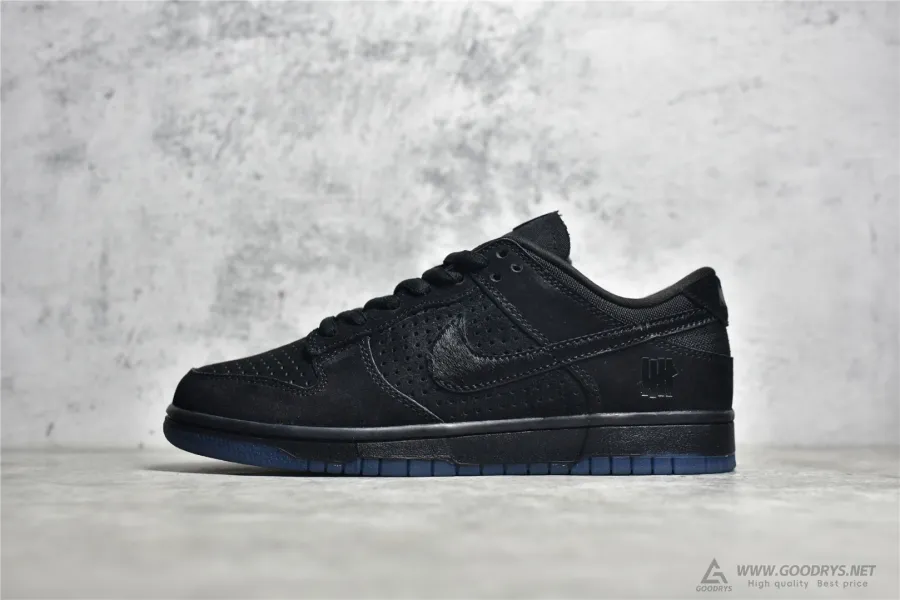 Undefeated Dunk Low  Black