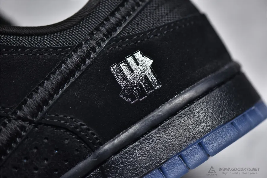 Undefeated Dunk Low  Black