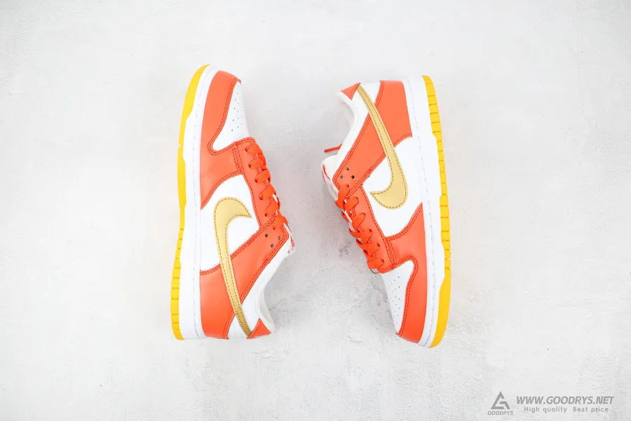 Nike Dunk Lows Golden Orange