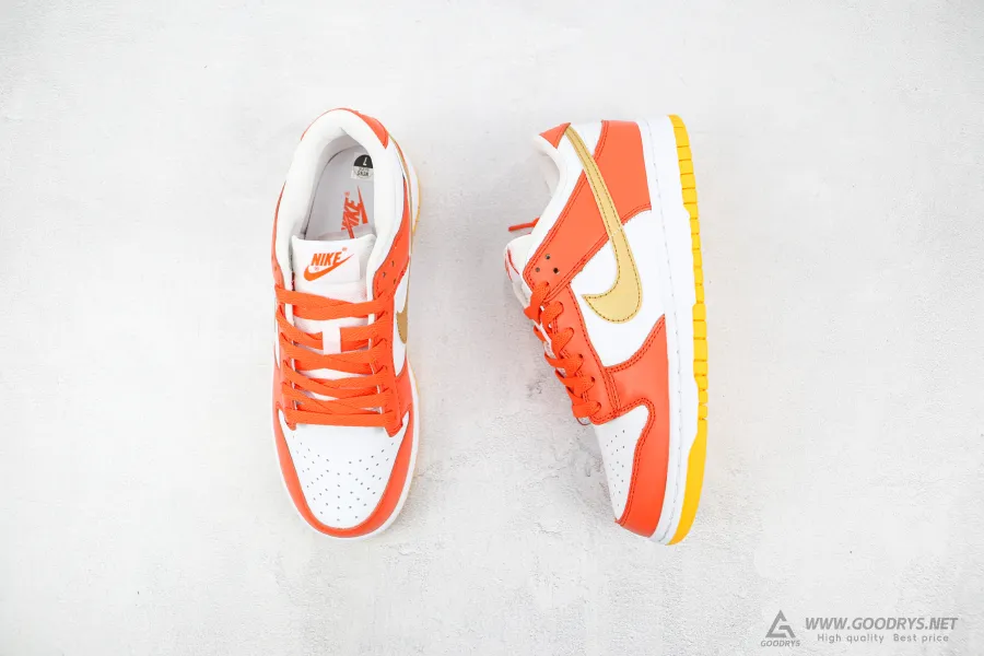 Nike Dunk Lows Golden Orange