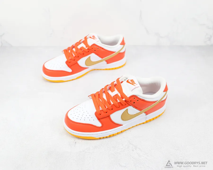 Nike Dunk Lows Golden Orange