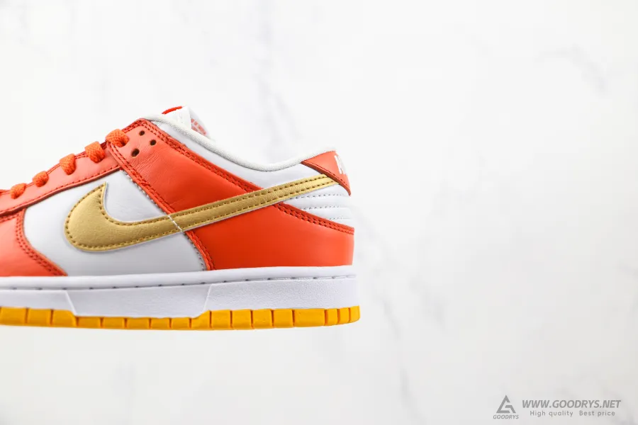 Nike Dunk Lows Golden Orange