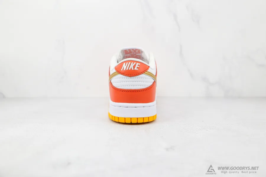 Nike Dunk Lows Golden Orange