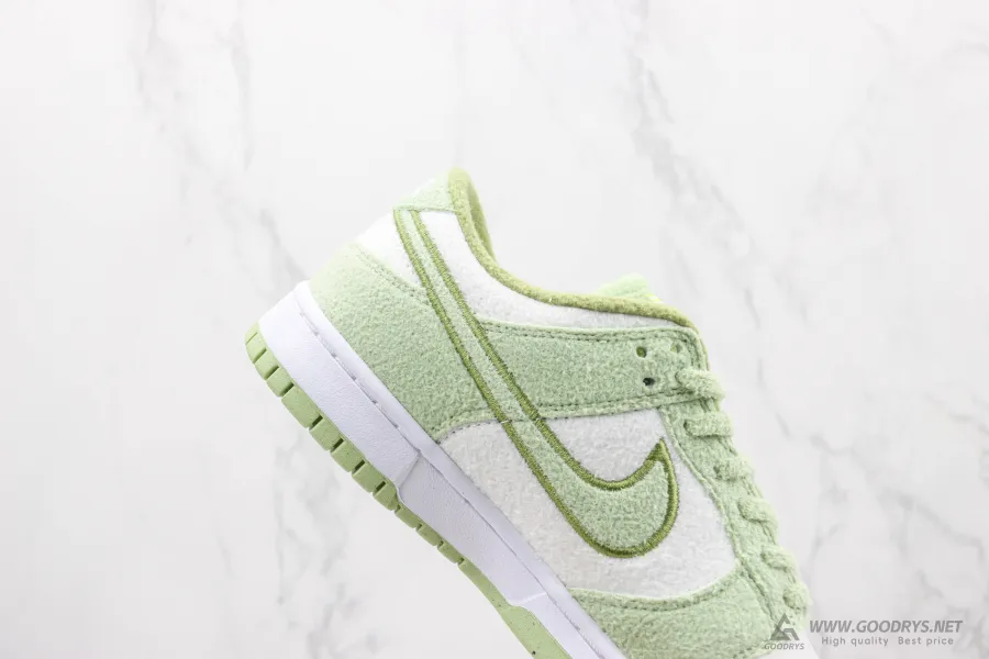 Dunk Low Wmns Fleece Pack Honeydew 