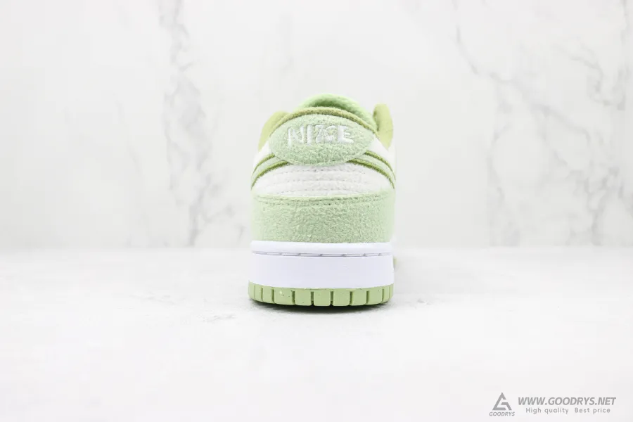 Dunk Low Wmns Fleece Pack Honeydew 