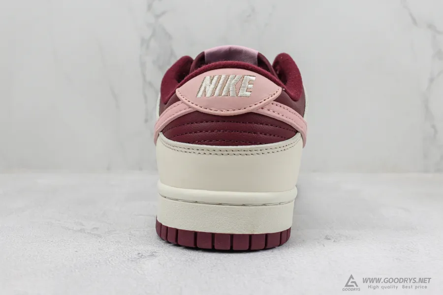 Dunk Lows Valentine’s Day