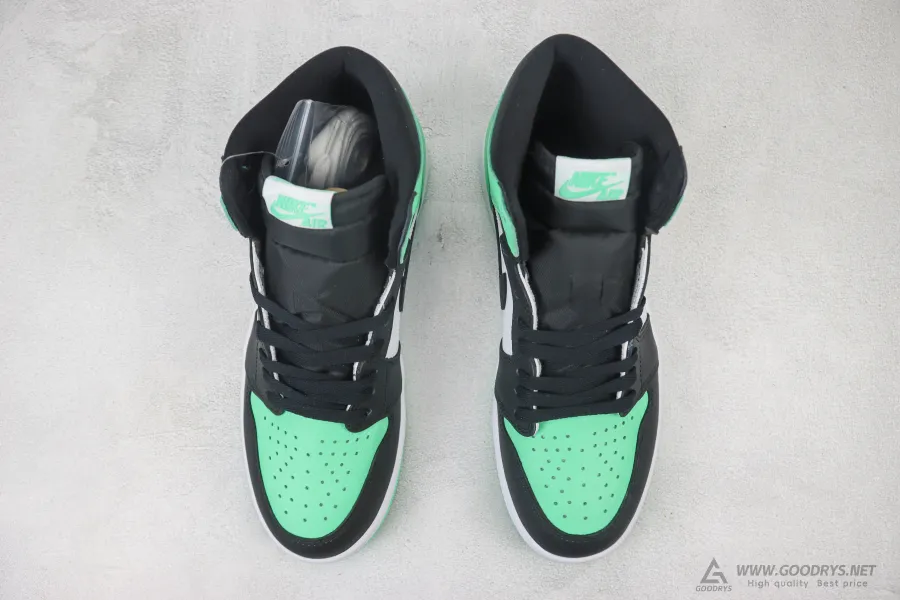 Air Jordan 1 Retro High Og Green Glow 