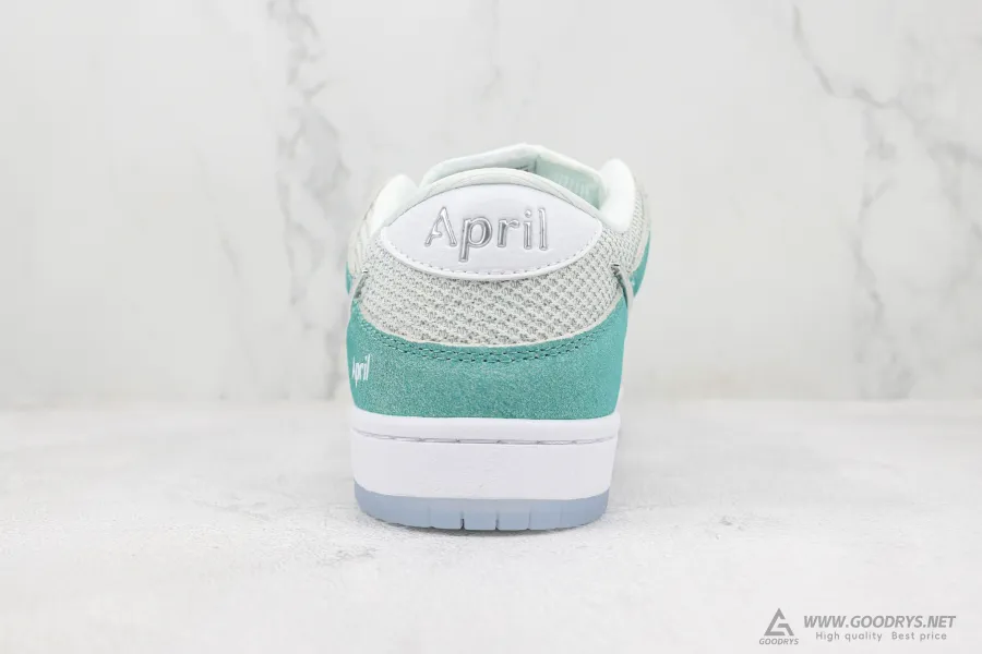 April Skateboards X Dunk Low Sb Turbo Green 