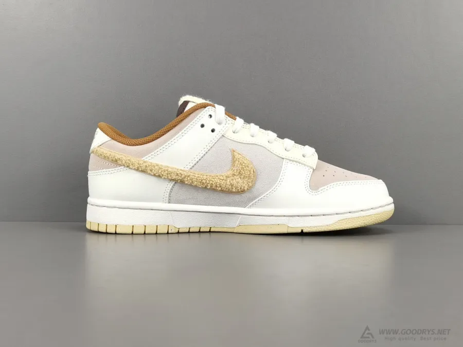 Dunk Low Year Of The Rabbit