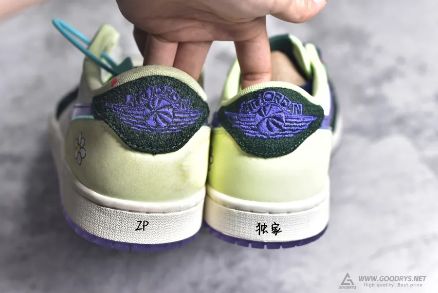 Air Jordan 1 Retro Low Og Doernbecher  (2023)