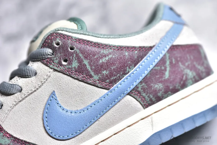 Crenshaw Skate Club X Dunk Low Sb