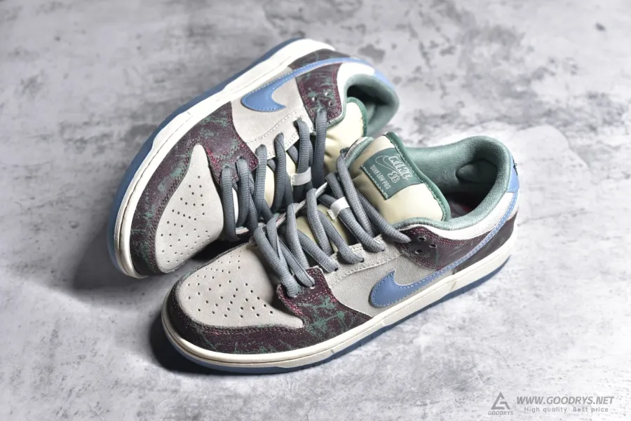 Crenshaw Skate Club X Dunk Low Sb