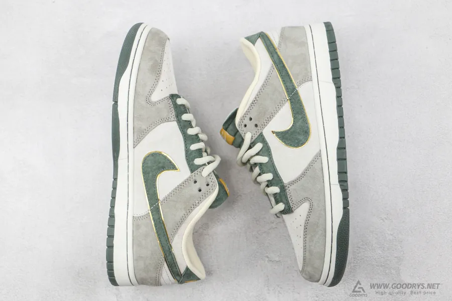 Dunk Lows Grey Brown Green